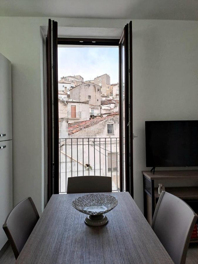 Appartamento Casa Junno Monte SantʼAngelo Esterno foto